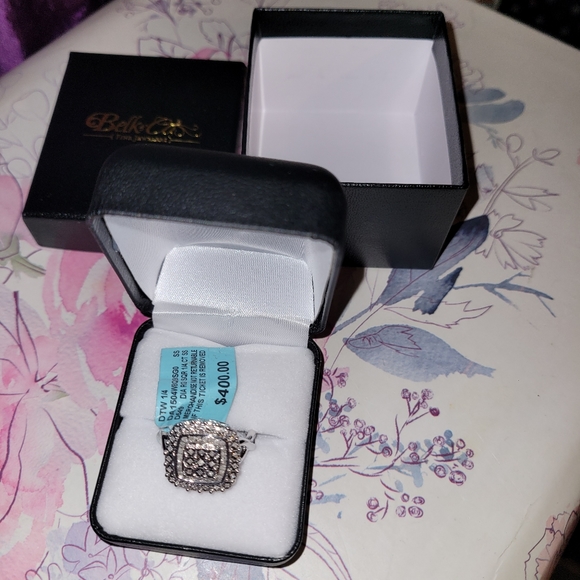 Belk & Co.1/4 ct. t.w Diamond Ring - Picture 4 of 7